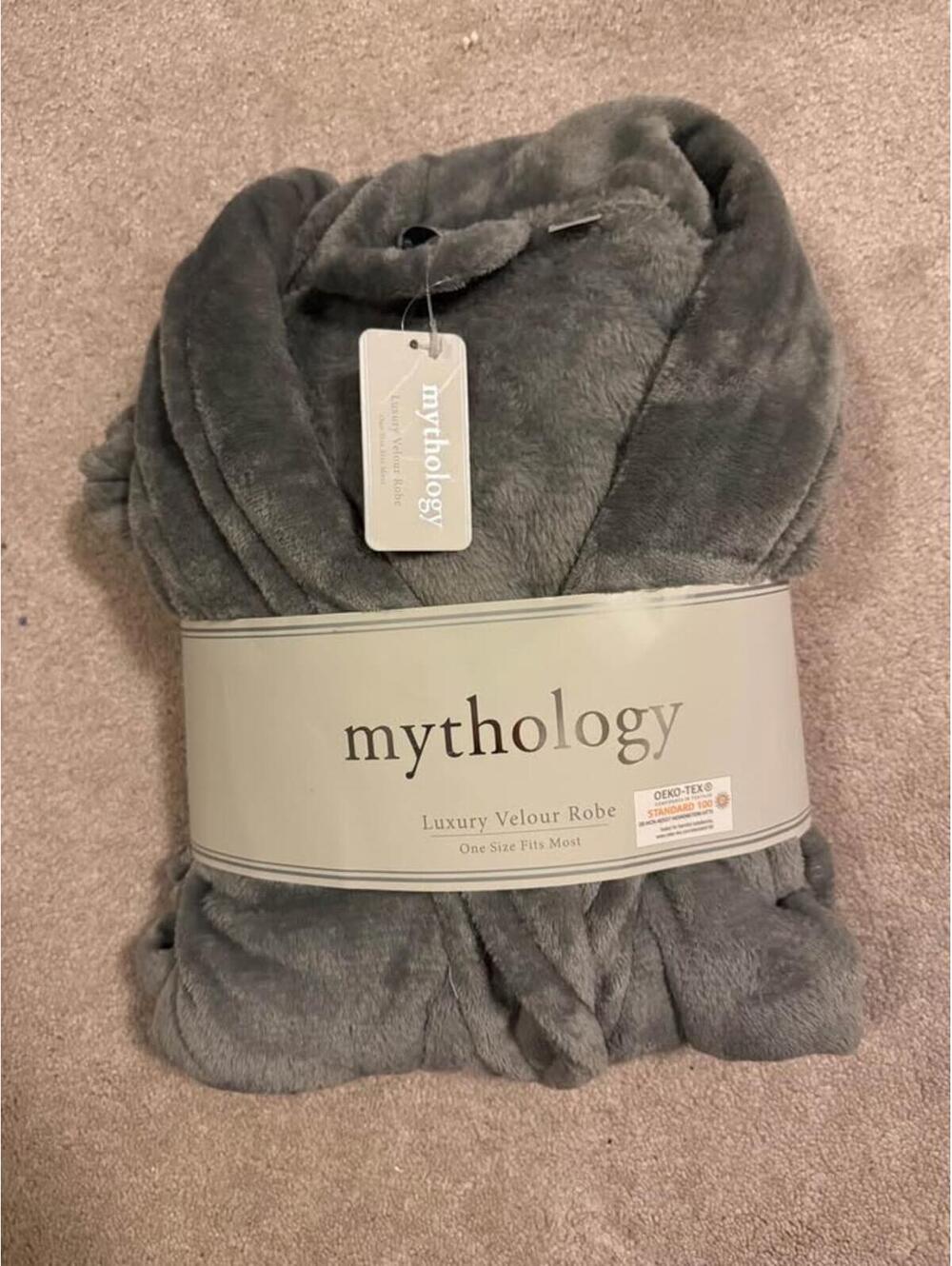 NEW Mythology Luxury Bath Robe Gray One Size Cozy Chenille Velour Orig Packaging